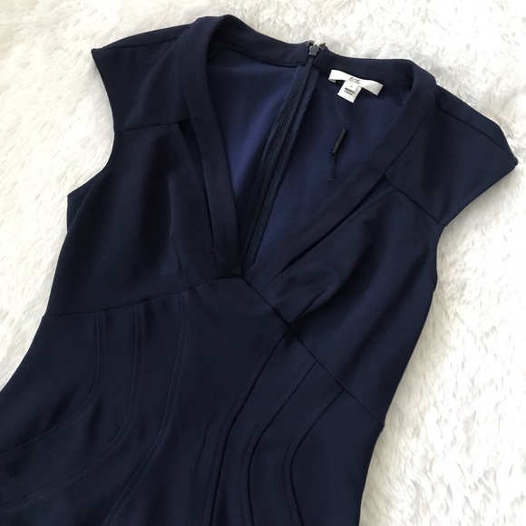 🎉HP🎉 [zac zac posen] joni cutout sheath dress - Picture 6 of 8